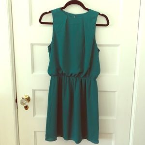 EUC Green H&M Summer dress, size 6